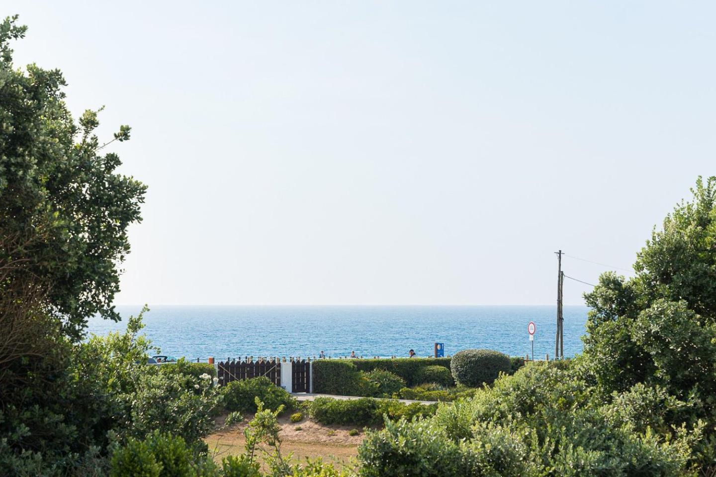 Hotel Coastal Escape In Lavra Zewnętrze zdjęcie