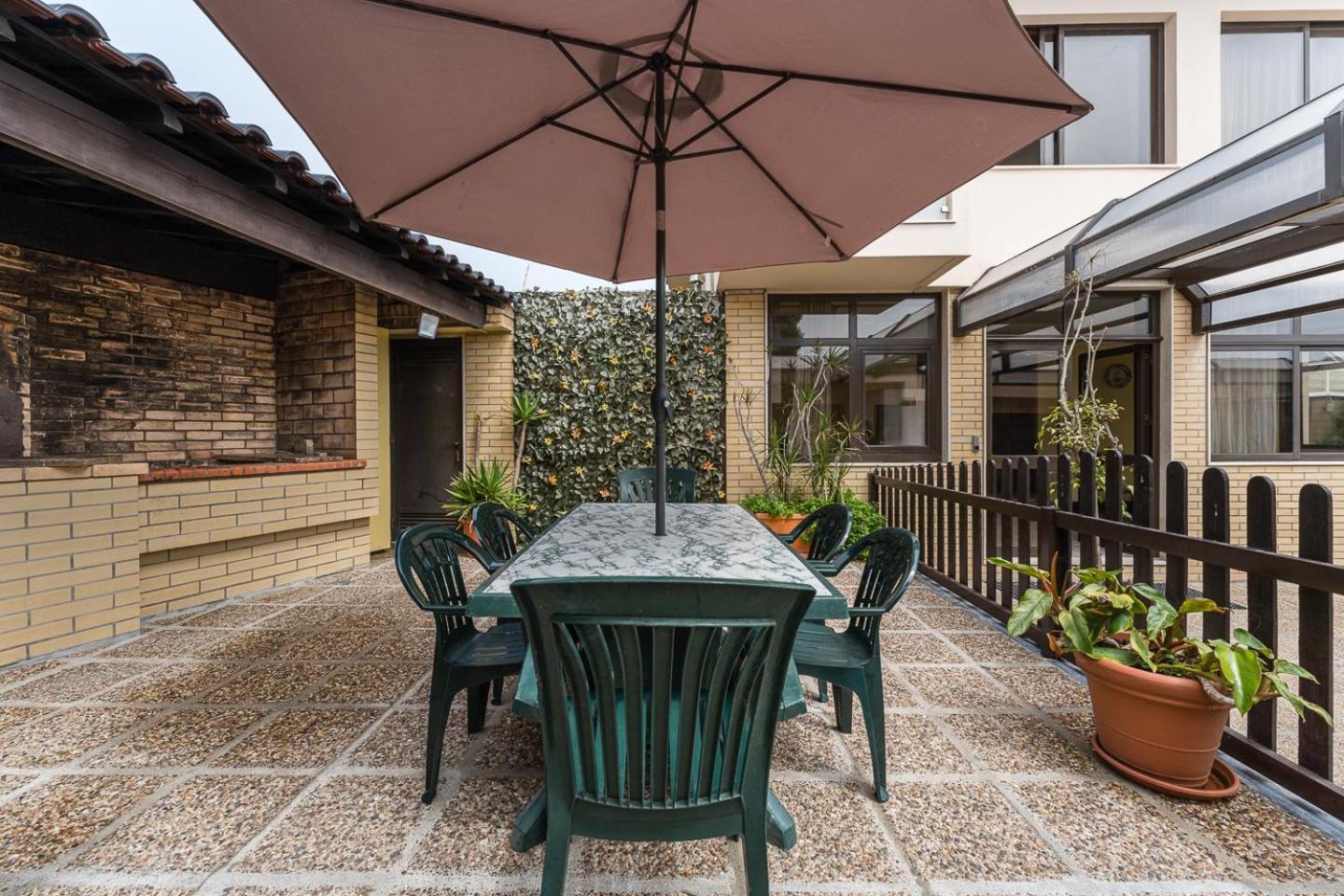 Hotel Coastal Escape In Lavra Zewnętrze zdjęcie